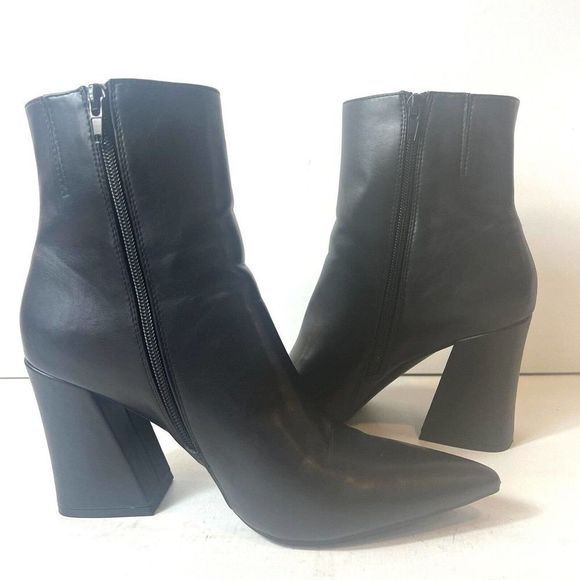 Madden Girl Fashion Boots Black Faux Leather Womens 9.5M Square Heel Pointed Toe - Picture 2 of 12